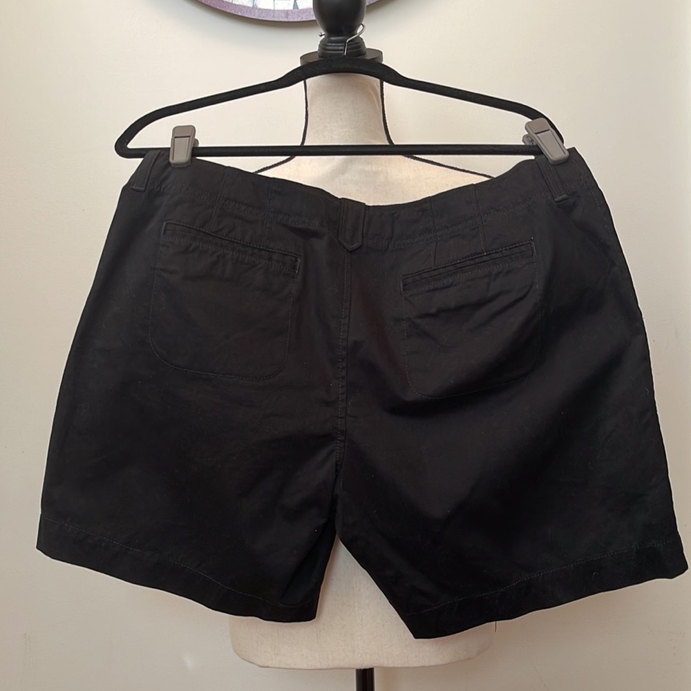 Old Navy Perfect Shorts Chino Shorts - Picture 15 of 15